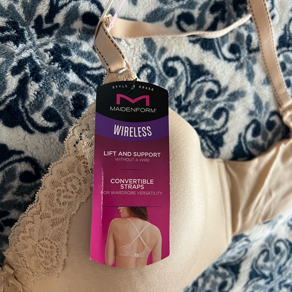 NWT,34D Maidenform wireless Bra - Picture 10 of 13